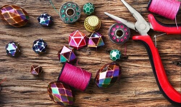 set handmade jewelry