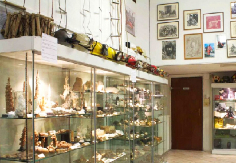 viaggio-museo-speleologico